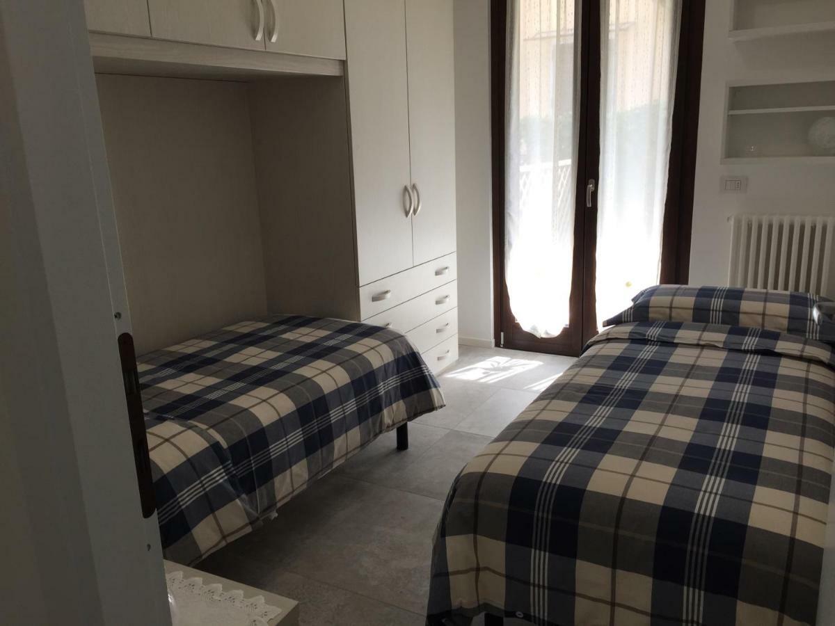 Casa Mary Due - Trilocale Con Giardino Privato A Due Passi Dal Lago Sirmione Ngoại thất bức ảnh
